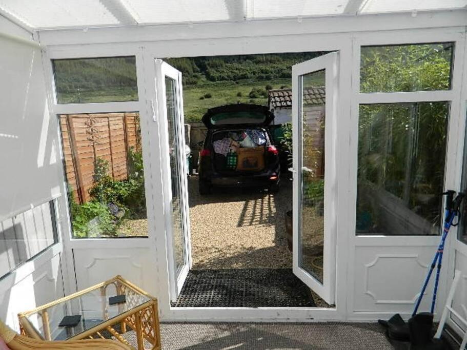 Welsh Miners Cottage Four Bedroom House Treherbert Exterior photo